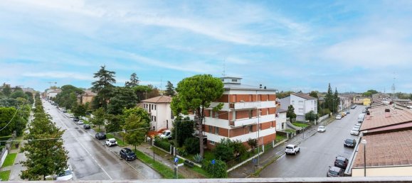 7 rooms Penthouse in Lugo, Italy No. 145236 5