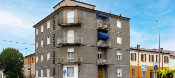 7 rooms Penthouse in Lugo, Italy No. 145236 24