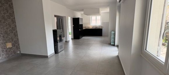 Villa T4 em Vaulx-Milieu, France N.º 286986 2