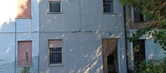 5 rooms House in Codigoro, Italy No. 16619 23