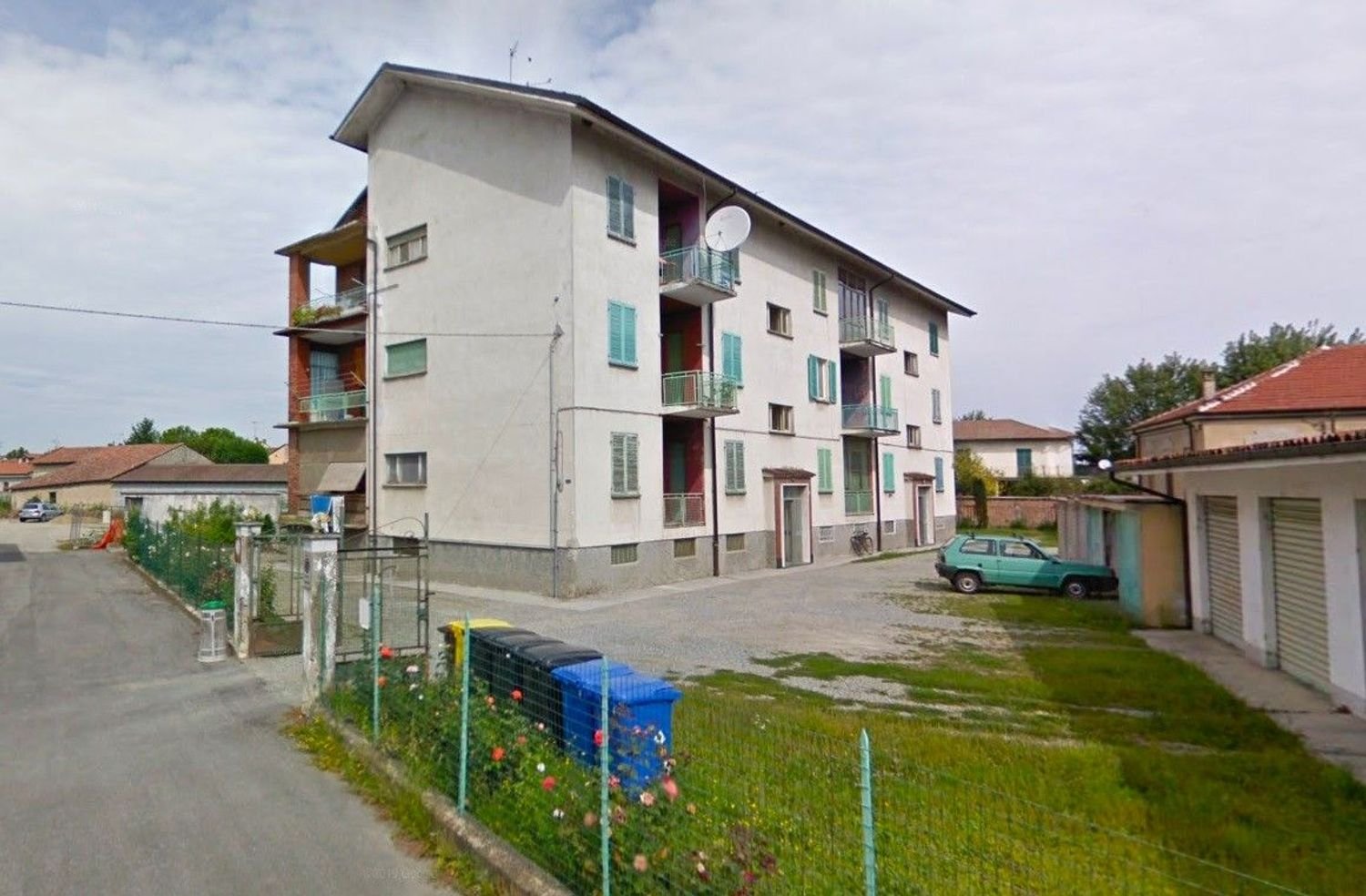 Apartamento de 4 habitaciónes en Fontanetto Po, Italy No. 225324
