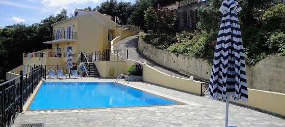 4 bedrooms Villa in Corfu, Greece No. 5530 10