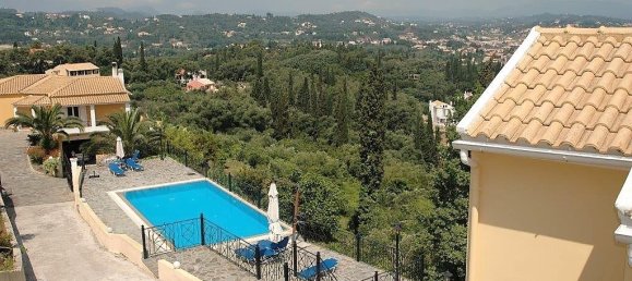 4 bedrooms Villa in Corfu, Greece No. 5530 9