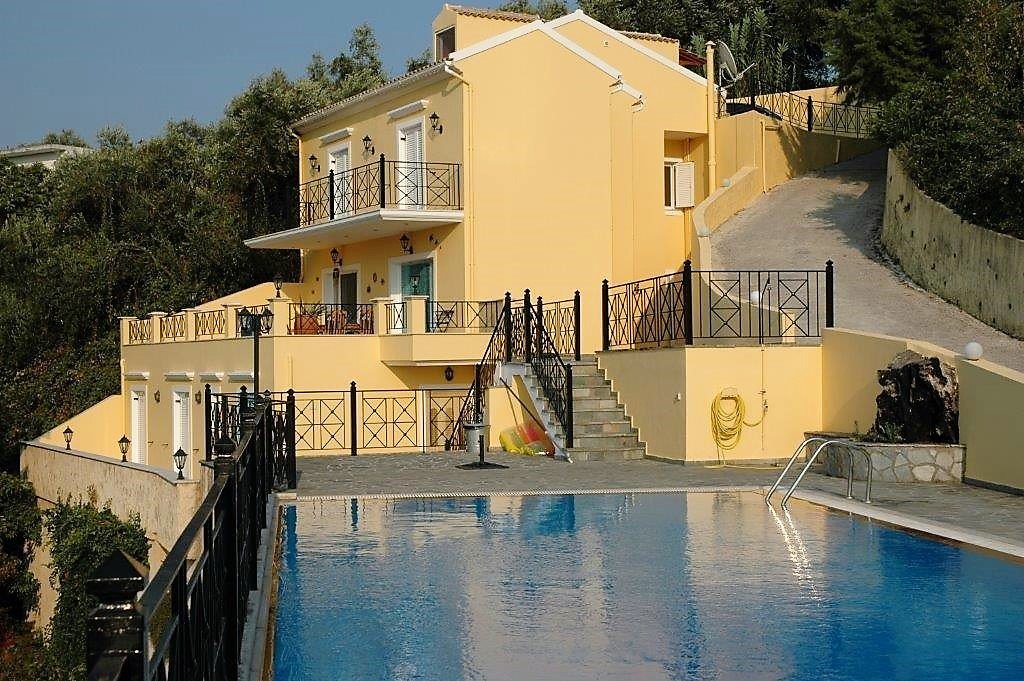 4 bedrooms Villa in Corfu, Greece No. 5530