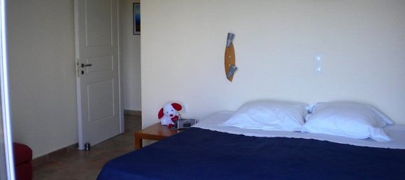 4 bedrooms Villa in Corfu, Greece No. 5530 12