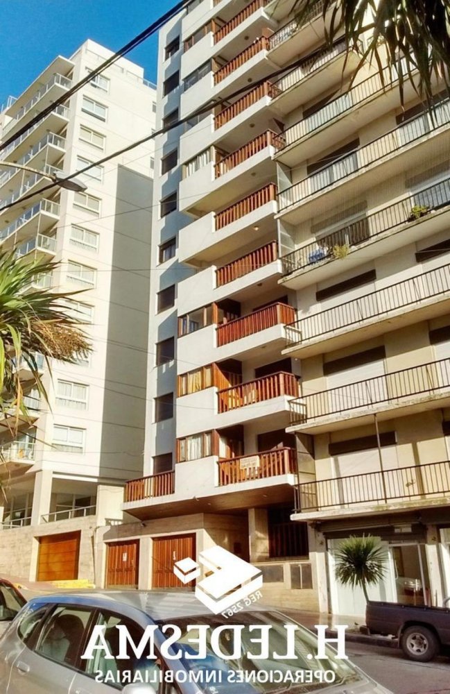 Квартира с 3 спальнями в Мар-дель-Плата, Аргентина № 94234