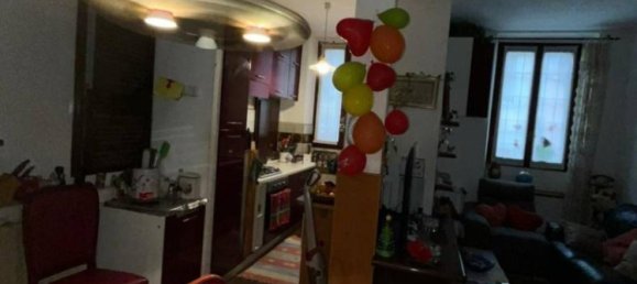 3 bedrooms House in Lesmo, Italy No. 310720 5