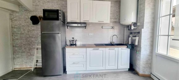 2 bedrooms House in Ardes, France No. 111858 3