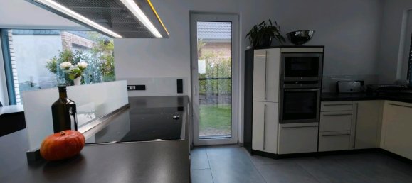 3 Schlafzimmer Haus in Rhein-Sieg, Germany, Nr. 364575 8