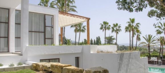 6 bedrooms Villa in Marbella, Spain No. 585 20