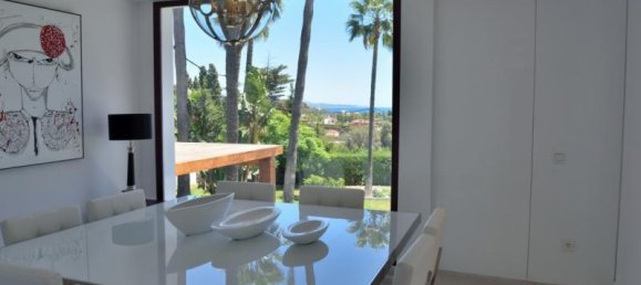 6 bedrooms Villa in Marbella, Spain No. 585 13