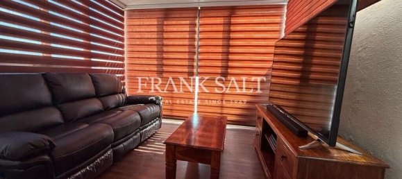 2 bedrooms Penthouse in Zabbar, Malta No. 2805 3