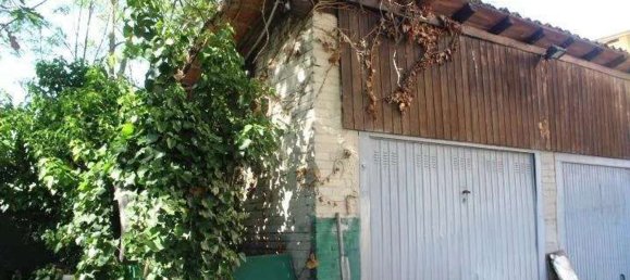 8-salle Appartement à Canossa, Italy No. 22851 4