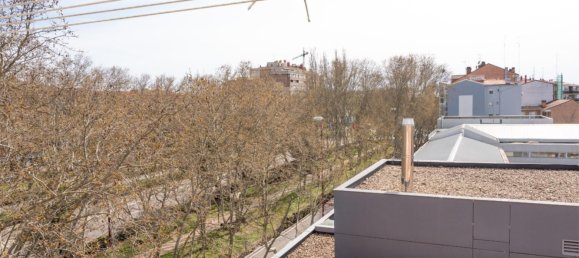 Квартира с 4 спальнями в Вальядолид, Испания № 191512 25