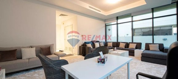 3 bedrooms Townhouse in DAMAC Hills (Akoya by DAMAC), UAE No. 1578 4