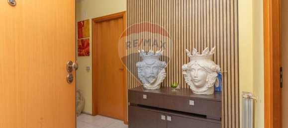 2 bedrooms Apartment in Caltagirone, Italy No. 320364 9