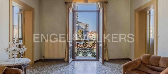 4 bedrooms Apartment in Venice, Italy No. 128376 5