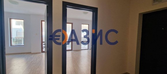 2 bedrooms Apartment in Ravda, Bulgaria No. 697 3