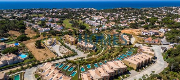 2 bedrooms Townhouse in Lagoa, Portugal No. 97025 11