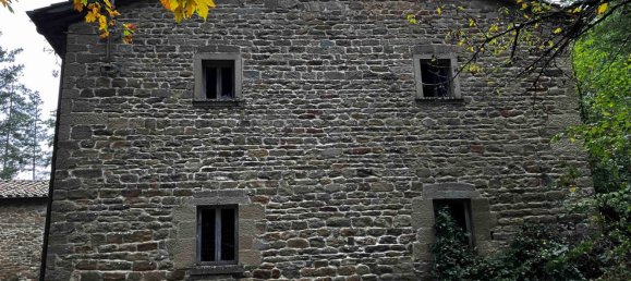 8-Zimmer Haus in Arezzo, Italy, Nr. 254839 3