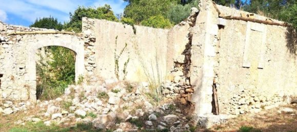 Grundstück in Canicattini Bagni, Italy 60000m², Nr. 260807 3