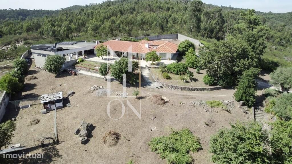 Casa de 5 dormitorios en Pacos de Ferreira, Portugal No. 130259