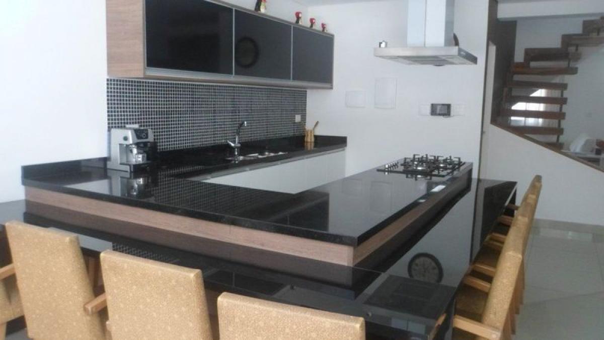 Дом с 3 спальнями в Сан-Паулу, Бразилия № 506695