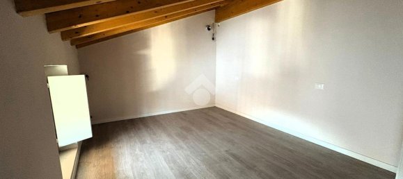 3 rooms Apartment in Calcio, Italy No. 146276 9