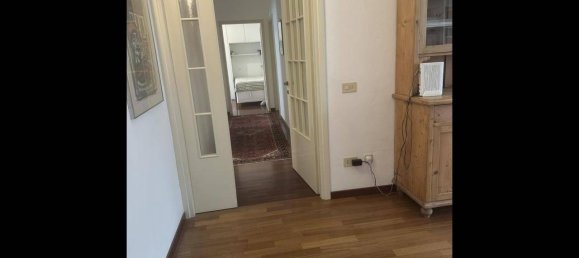 3 bedrooms Apartment in Padua, Italy No. 210366 7