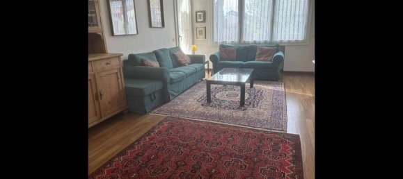 3 bedrooms Apartment in Padua, Italy No. 210366 3