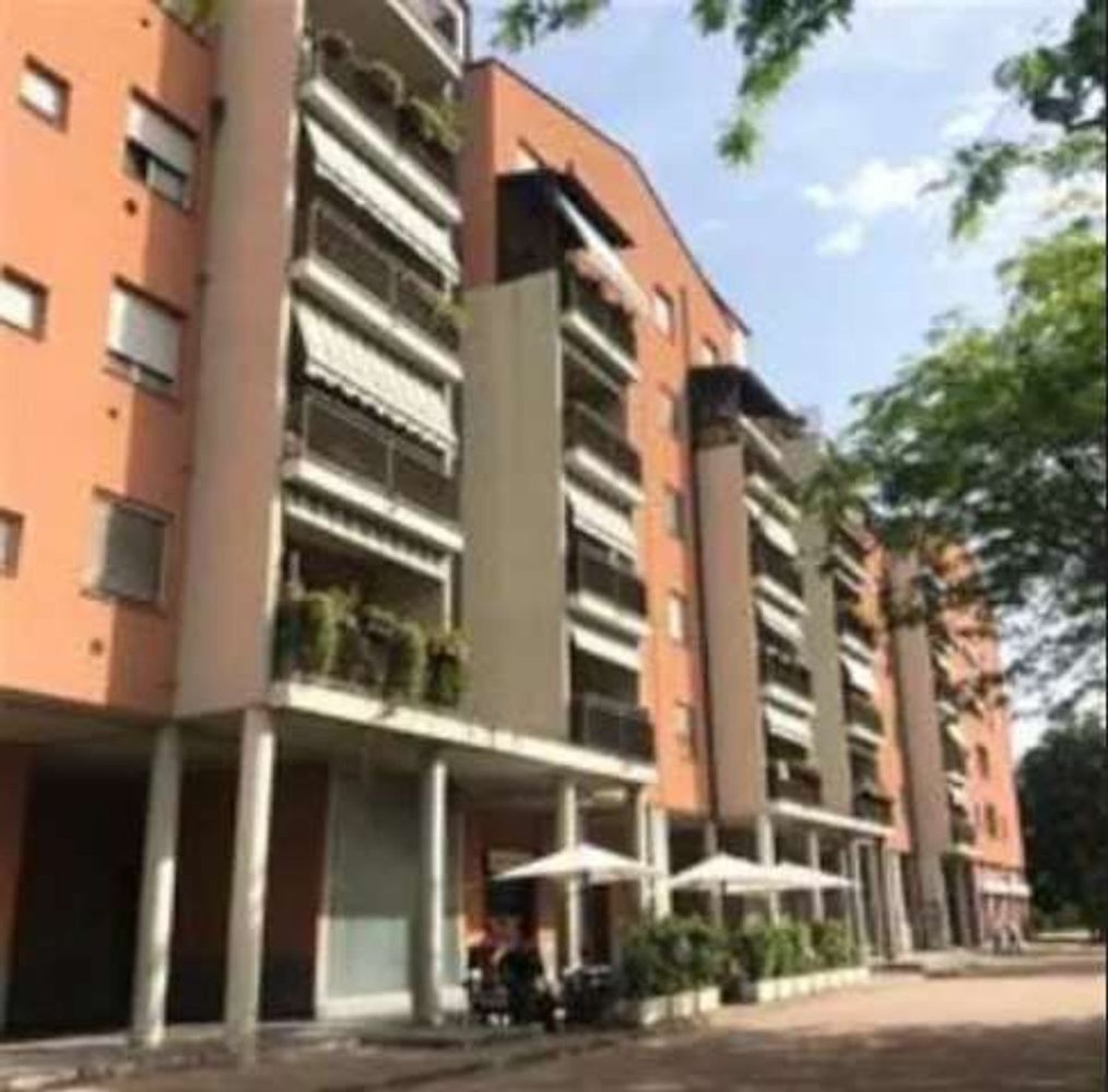 3 rooms Apartment in Brugherio, Italy No. 6415