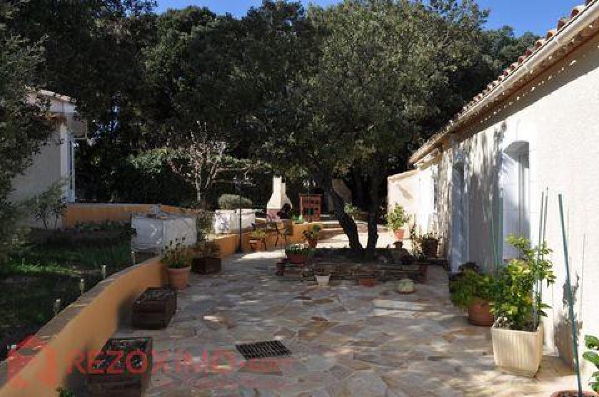 4 bedrooms House in Quissac, France No. 26454