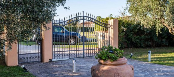 8غرفة فيلا في Montalto di Castro, Italy رقم 171766 14