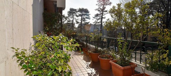 5 rooms Apartment in Legnano, Italy No. 95729 30