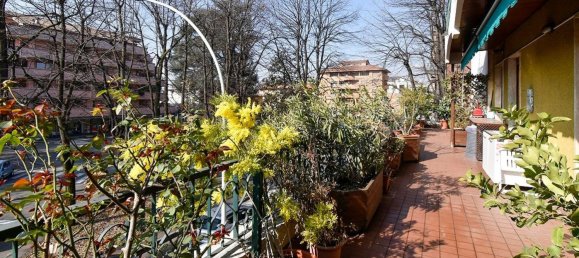 5 rooms Apartment in Legnano, Italy No. 95729 31