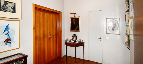 5 rooms Apartment in Legnano, Italy No. 95729 6