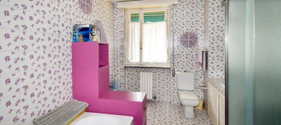 5 rooms Apartment in Legnano, Italy No. 95729 25