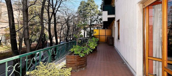 5 rooms Apartment in Legnano, Italy No. 95729 28