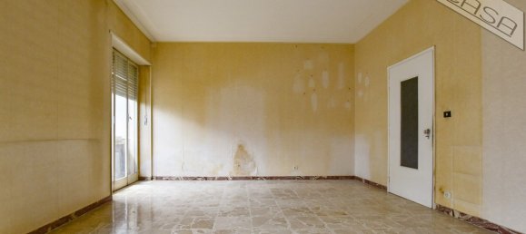 5 rooms Apartment in Pinerolo, Italy No. 277899 3