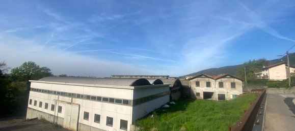 Grundstück in Erba, Italy 13000m², Nr. 66819 23