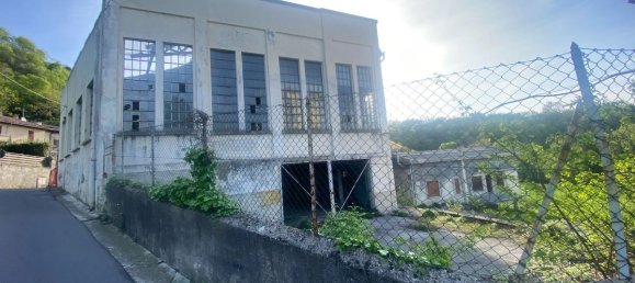 Grundstück in Erba, Italy 13000m², Nr. 66819 18