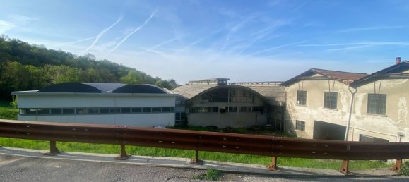 Grundstück in Erba, Italy 13000m², Nr. 66819 20