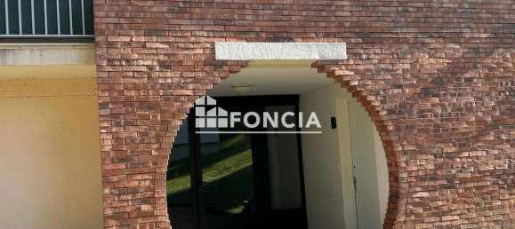 Apartamento de 1 dormitorio en Pont-Eveque, France No. 340359 2