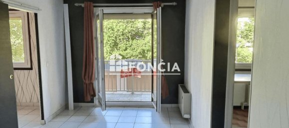Apartamento de 1 dormitorio en Pont-Eveque, France No. 340359 3