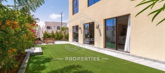 5 Schlafzimmer Villa in Dubai, UAE, Nr. 34563 14