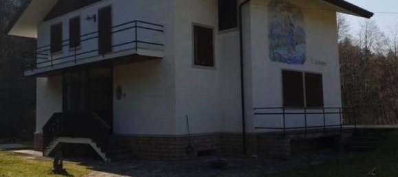 5 rooms Villa in Pordenone, Italy No. 37296 11