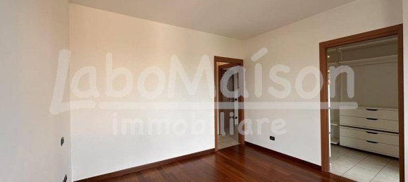 2 chambres Appartement à Gavirate, Italy No. 354445 20