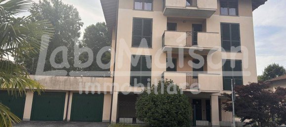 2 chambres Appartement à Gavirate, Italy No. 354445 2