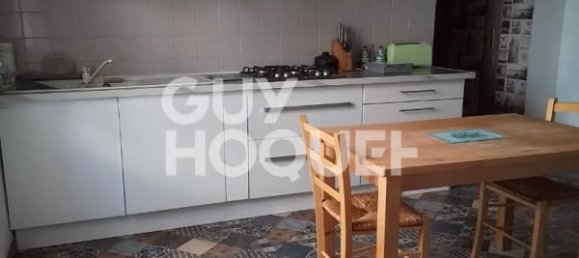 3 Schlafzimmer Haus in Peronne, France, Nr. 52144 2