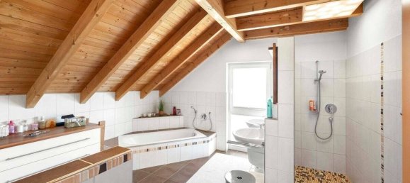 Дом с 6 комнатами в Баден-Вюртемберг, Германия № 17377 7